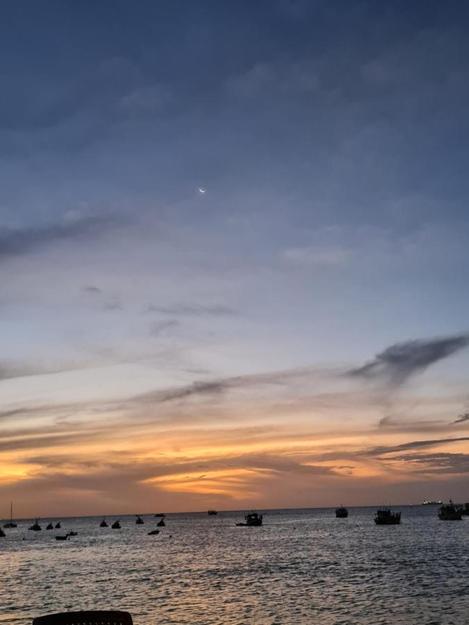 Apartamento Na De Iracema, Meireles. *